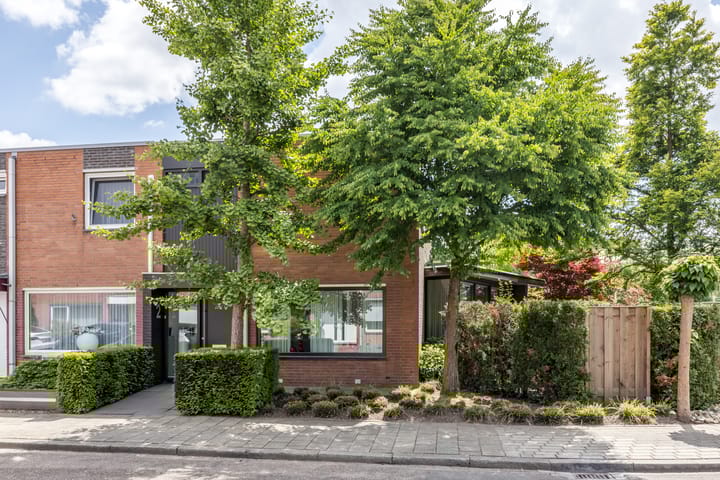 Leienhoesstraat 2 in Heerlen