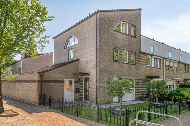 Lelieberg 28 in Roosendaal