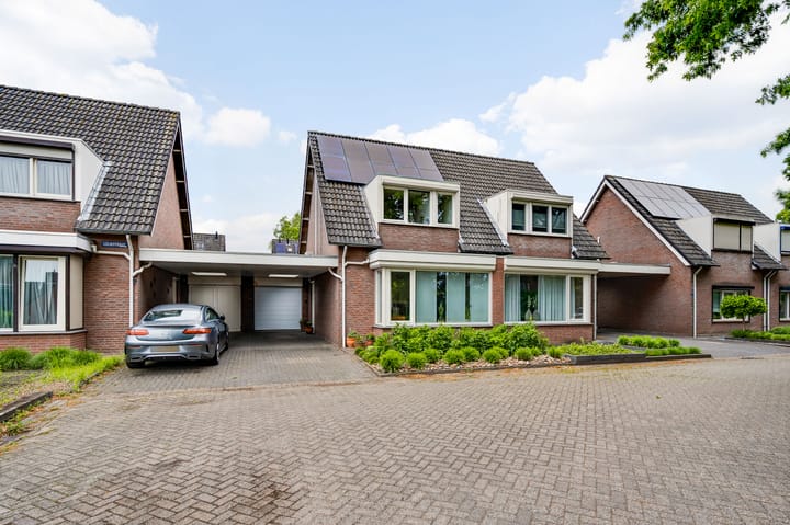 Photo of property Leliestraat 15, Weert
