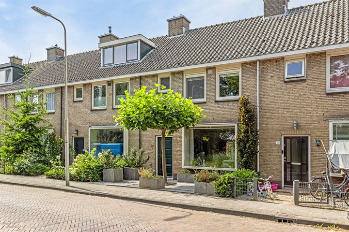 Leliestraat 32 in Zevenhuizen