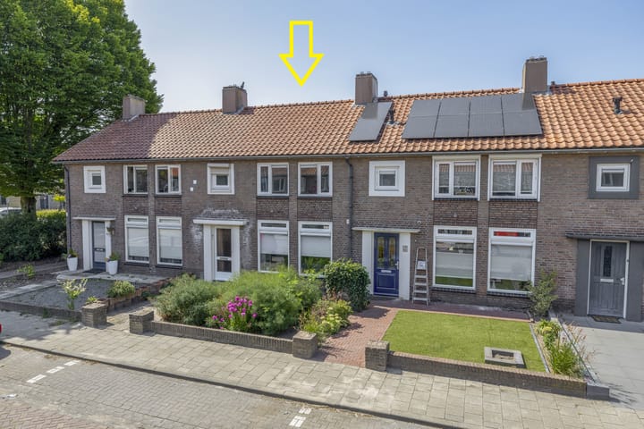 Photo of property Leliestraat 38, Kaatsheuvel