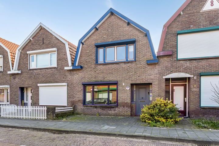 Photo of property Leliestraat 6, Terneuzen