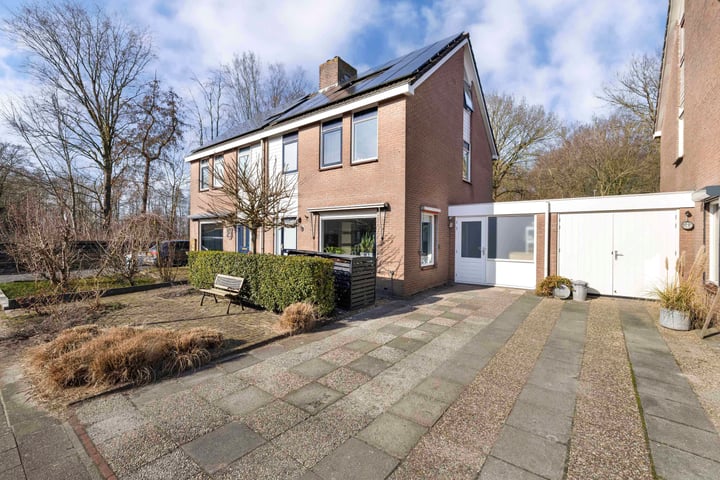 Photo of property Leliestraat 9, Espel