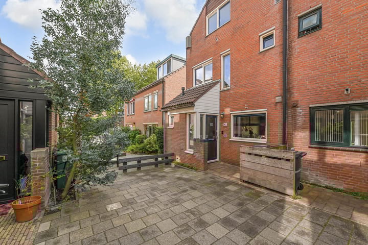 Lelievaart 42 in Zoetermeer