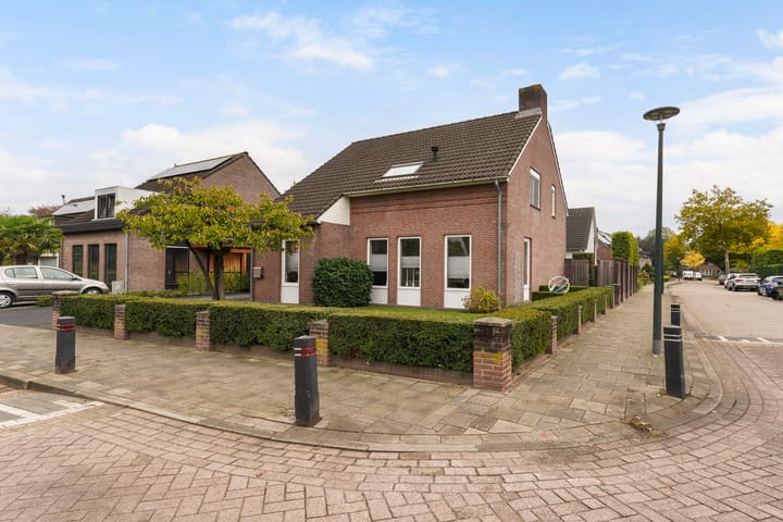 Photo of property Lennisheuvel 25, Boxtel