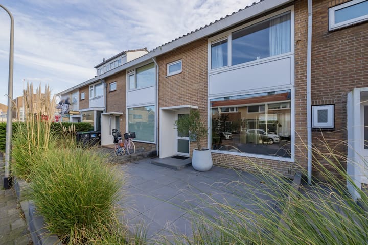 Leon Senfstraat 40 in Noordwijk