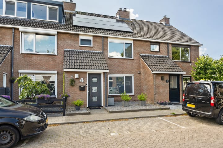Lepelaar 4 in Oud-Beijerland
