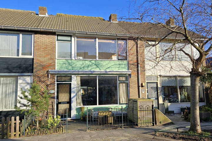 Lepelaarstraat 16 in Westzaan