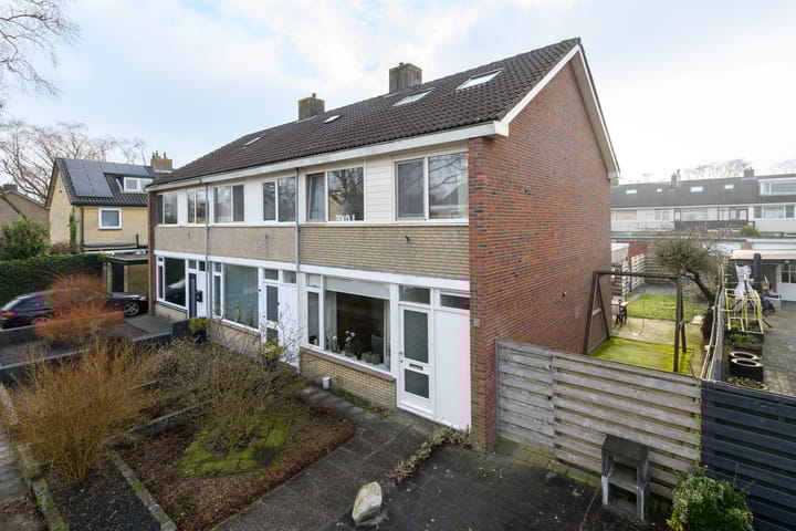 Photo of property Lepelaarstraat 74, Heerenveen