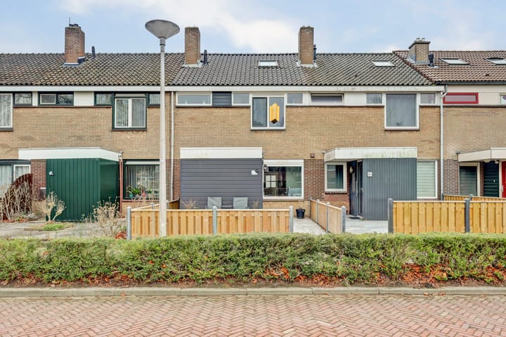 Lepelaarstraat 79 in Rozenburg