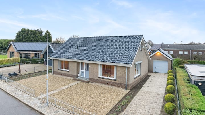 Leutsestraat 2a in Angeren