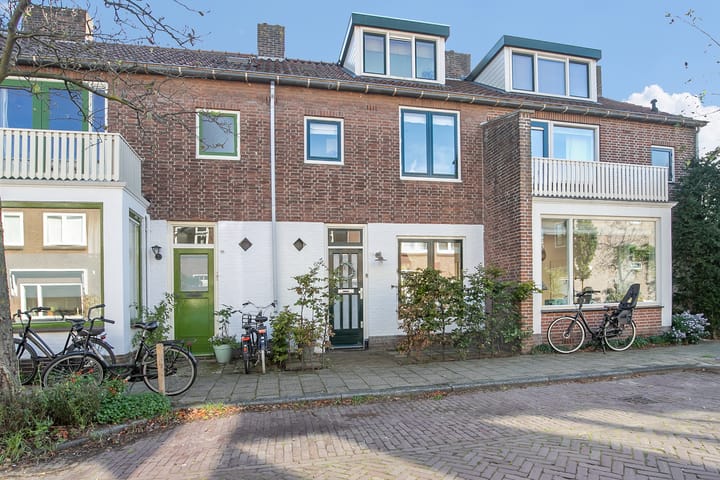 Leuvenstraat 52 in Leiden
