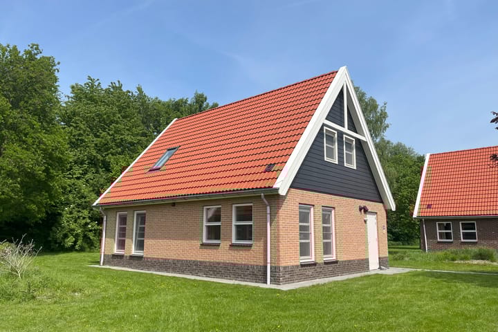 Photo of property Leuvenumse beek 33, Biddinghuizen