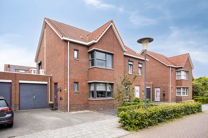 Libel 22 in Veldhoven