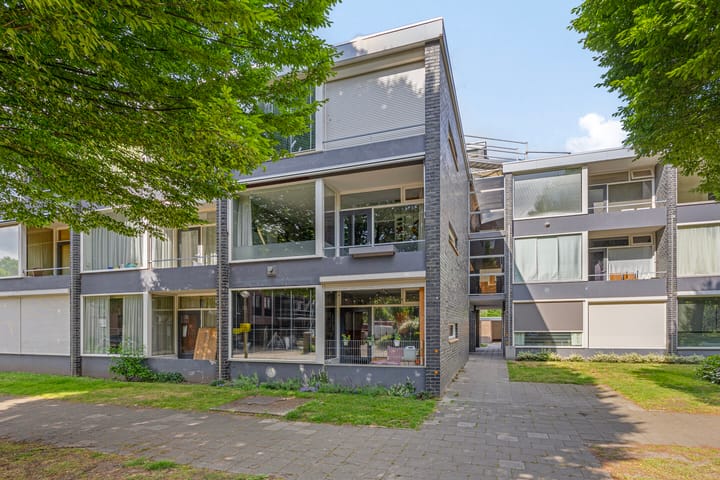 Photo of property Lidwinahof 65, Best
