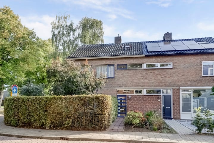 Photo of property Lidwinastraat 10, Bemmel