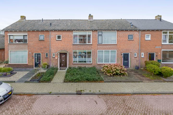 Photo of property Liefrinckstraat 12, Waalwijk