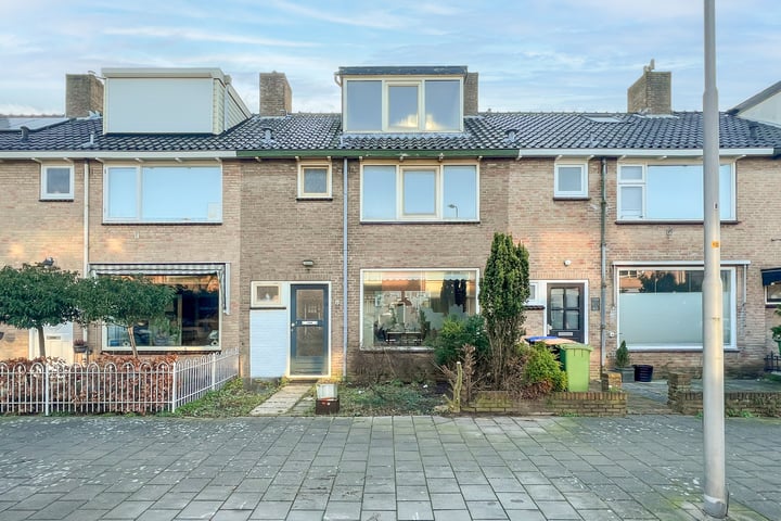 Photo of property Lierstraat 43, IJmuiden