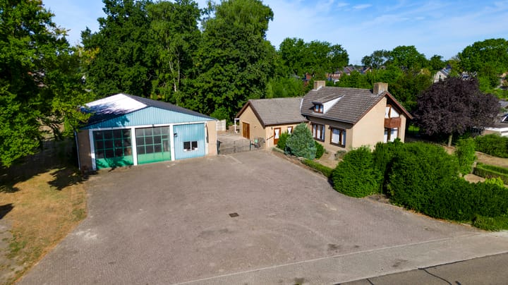 Liesjeshoek 32 in Leveroy