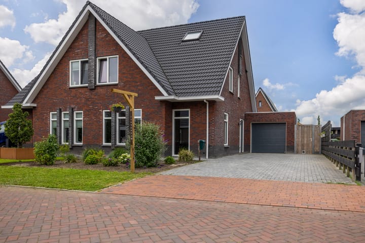 Lignelaan 10 in Grootegast