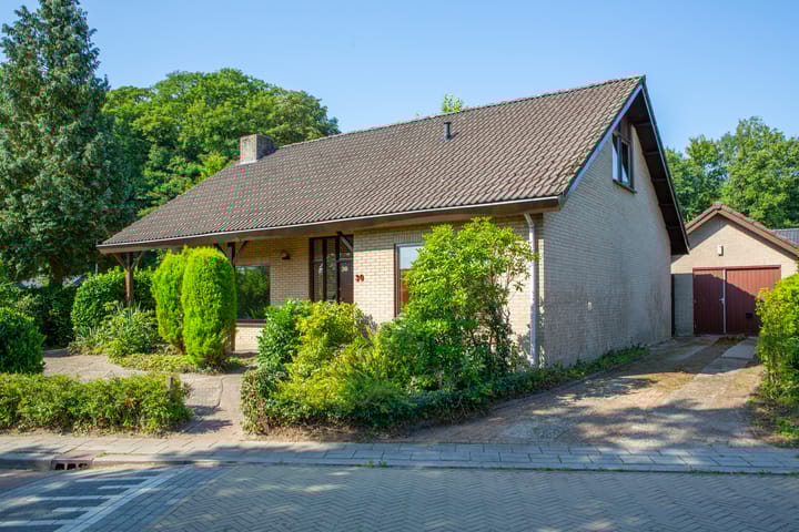 Ligusterlaan 30 in Winterswijk foto