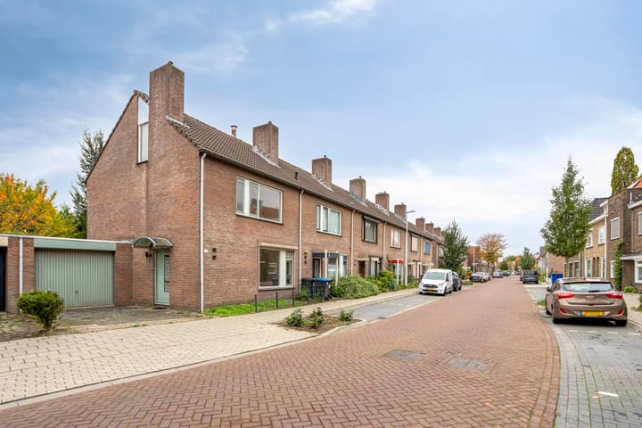 Lijmbeekstraat 222 in Eindhoven