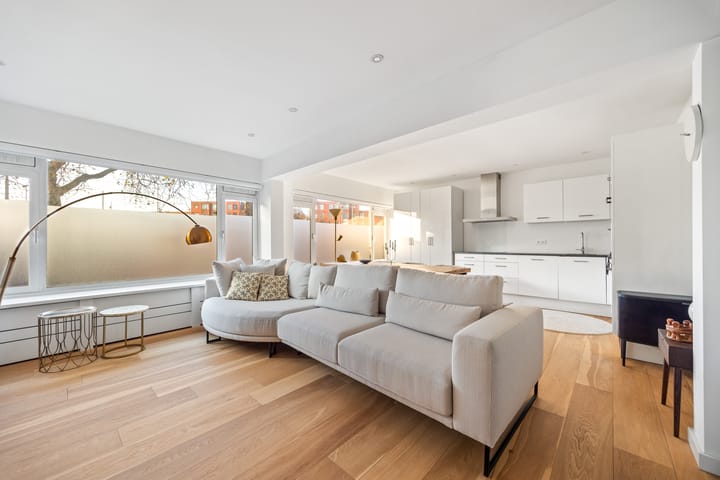 Photo of property Lijnbaan 188, 's-Gravenhage