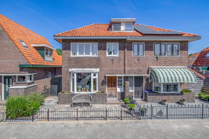 Lijnbaan 74 in Lemmer
