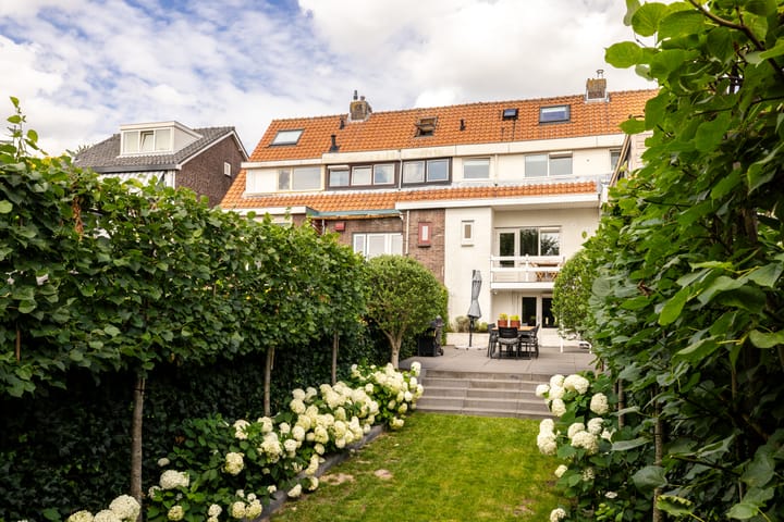 Lijnderdijk 10 in Zwanenburg