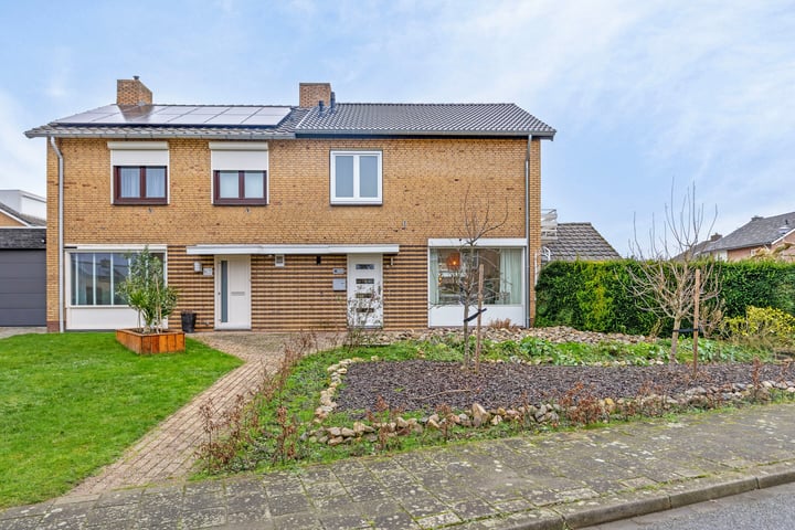 Photo of property Lijsterbeslaan 13, Bunde