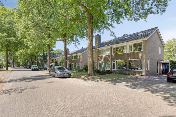 Lijsterbeslaan 32 in Rosmalen