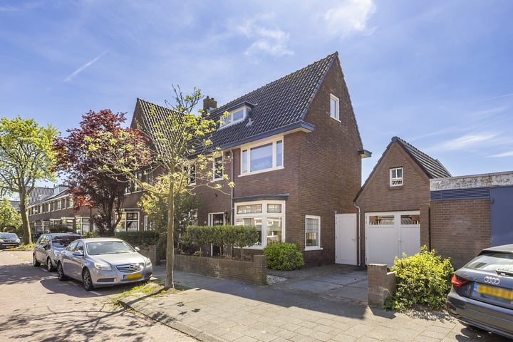 Lijsterbeslaan 35 in Beverwijk