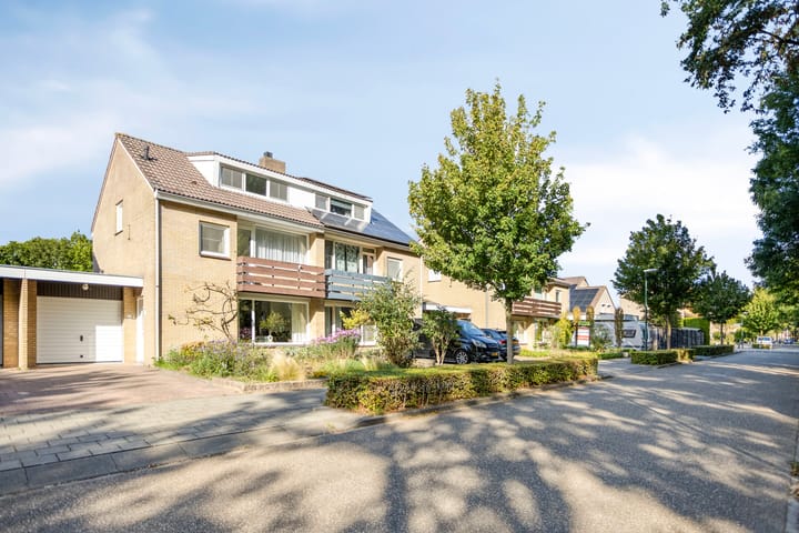 Lijsterbeslaan 96 in Valkenswaard