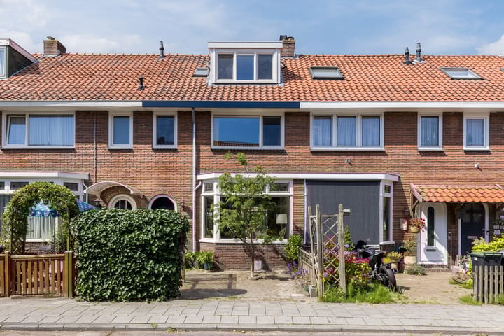 Lijsterbesstraat 13 in Zaandam