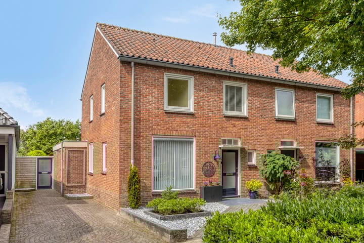 Lijsterstraat 21 in Haaksbergen