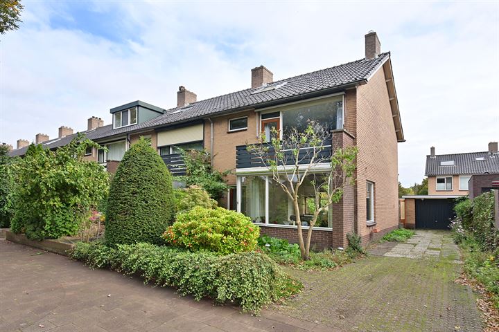 Lijzij 17 in Huizen