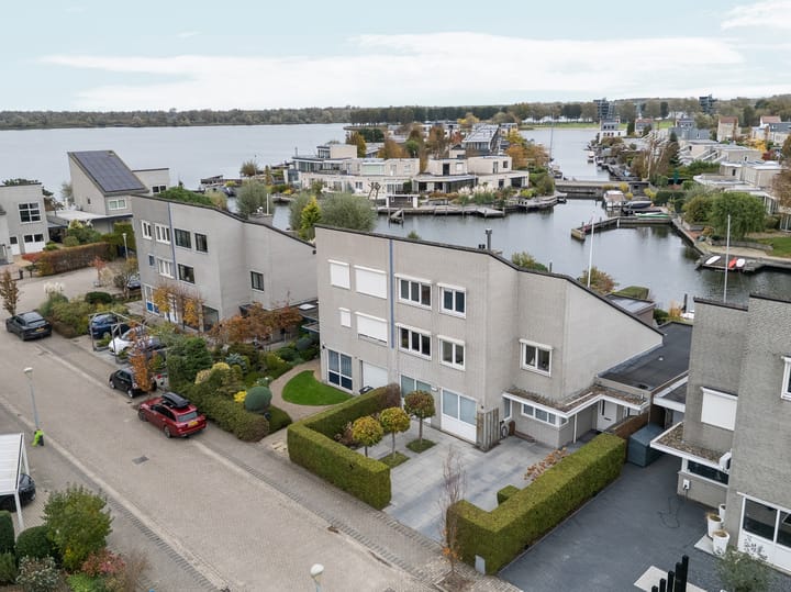 Lijzijde 26 in Almere
