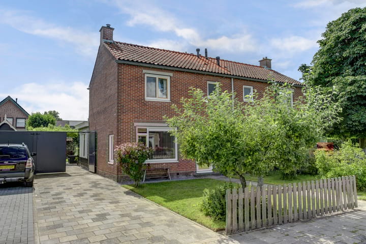 Limmerschouw 26 in Winkel Foto