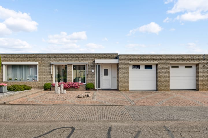 Photo of property Limpenshof 29, Beek