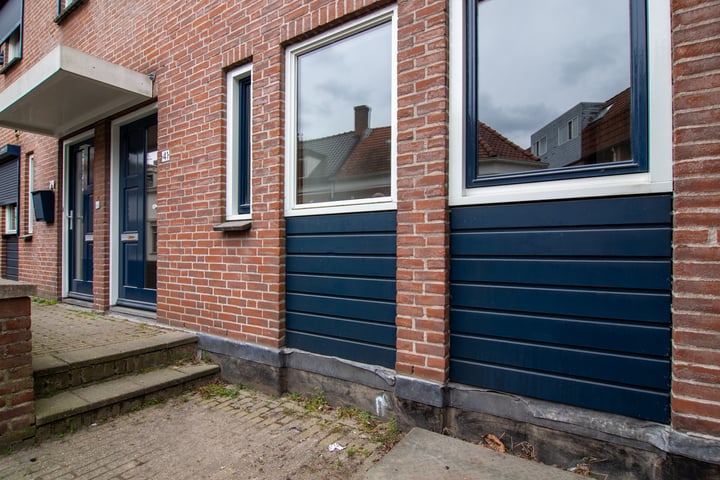 Photo of property Lindebaan 41, Bergen op Zoom