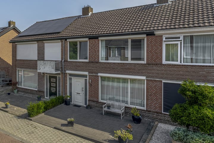 Lindehof N 23 in Eersel foto
