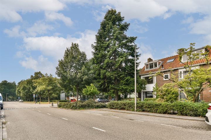 Lindenlaan 338 in Amstelveen