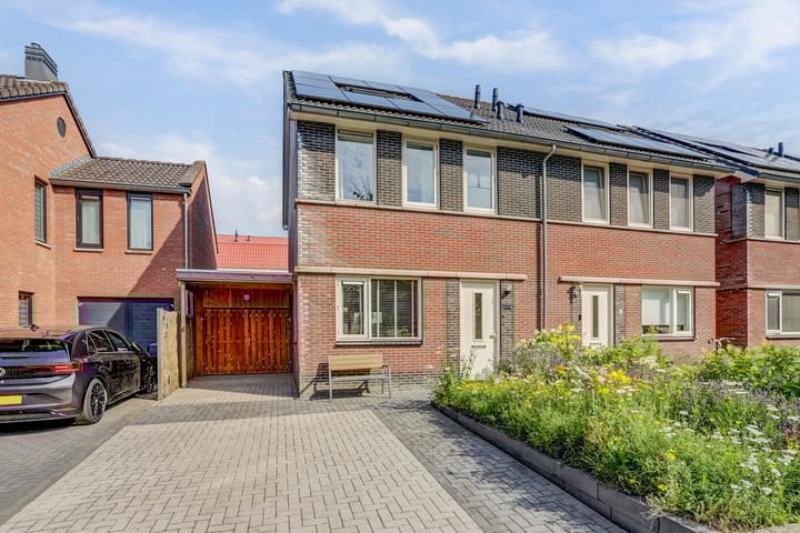 Photo of property Lindenoord 8, Wolvega
