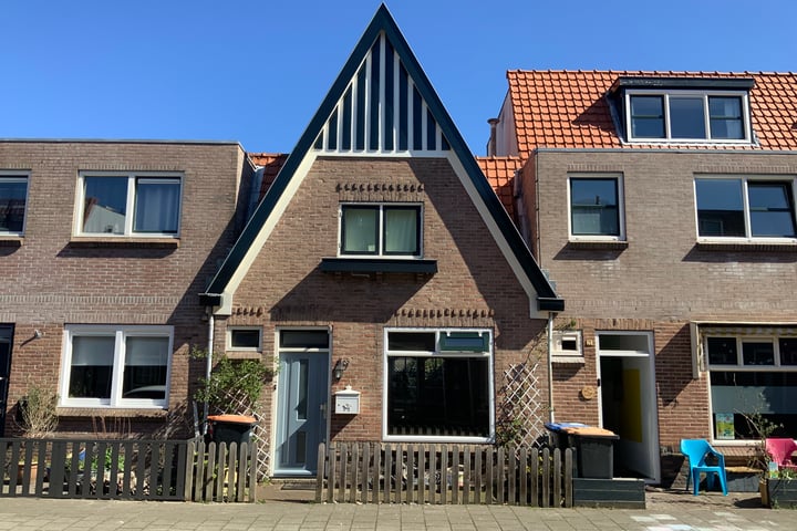 Lindenstraat 19 in IJmuiden Foto