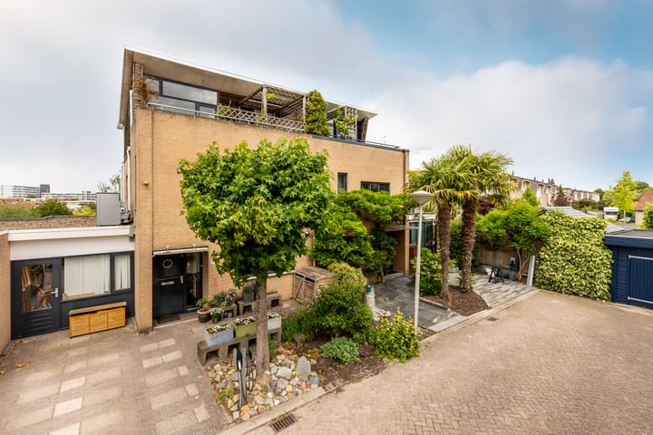 Photo of property Linge 55, Nieuwerkerk aan den IJssel