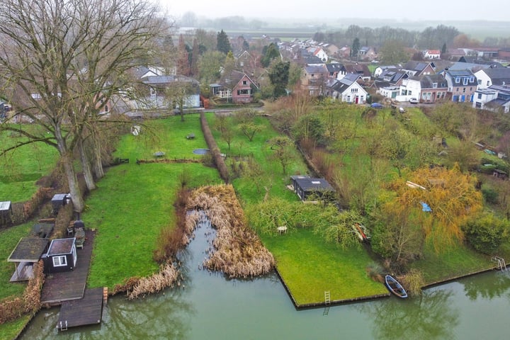 Photo of property Lingedijk 86, Rhenoy