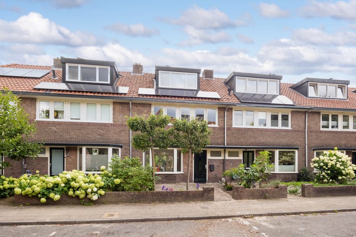 Photo of property Lingestraat 25, Amersfoort