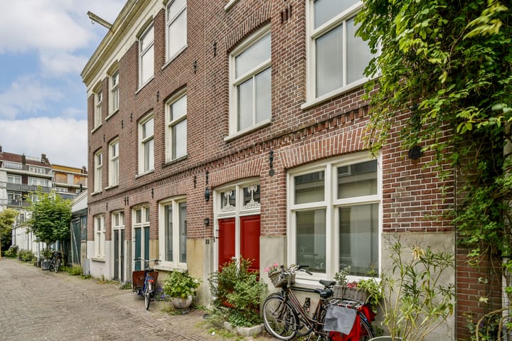 Linnaeusdwarsstraat 24 in Amsterdam