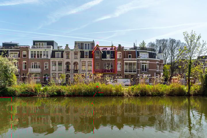 Linnaeuskade 15-1 in Amsterdam