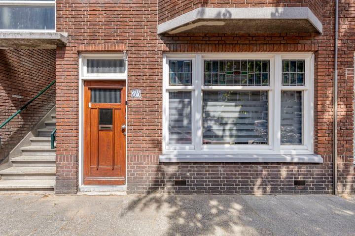 Linnaeusstraat 273 in 's-Gravenhage foto